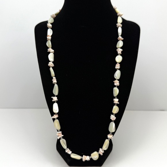 Necklace Jewelry - Mother of Pearl Bead Necklace Peach Chip Shell Accent Statement Jewelry 11.5 in